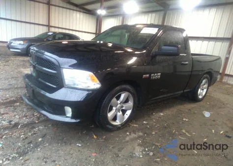 2013 Ram 1500 Express из США, поврежденный, VIN 3C6JR6AT4DG505585